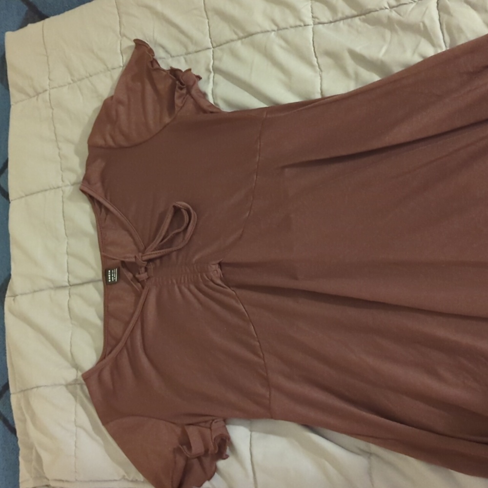 Lightweight brown short women's dress